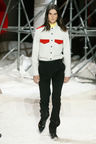 Look 21